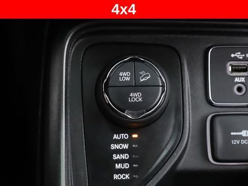 Used 2021 Jeep Compass Trailhawk AWD/4WD image 5