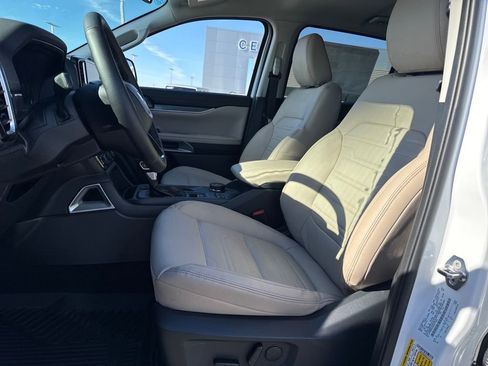 New 2025 Ford Ranger Lariat w/ Chrome Accent Package image 16