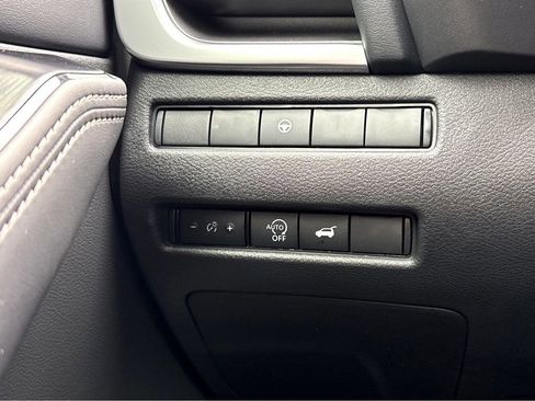 New 2026 Nissan Rogue SV FWD image 15