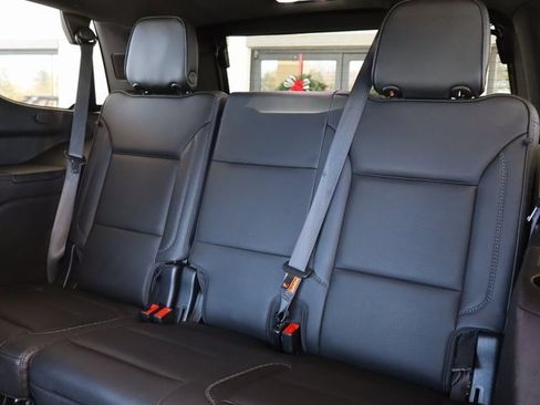 Used 2021 GMC Yukon Denali w/ Denali Premium Package image 47