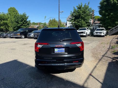 Used 2023 GMC Acadia Denali w/ Black Diamond Edition AWD/4WD image 5