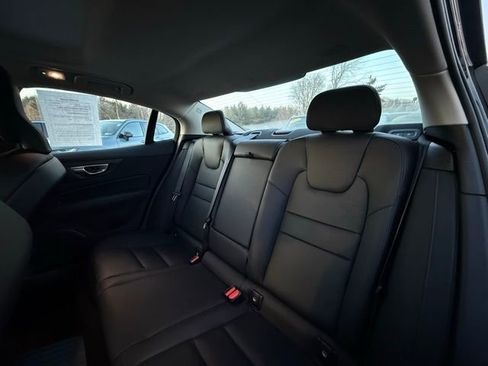 Certified 2024 Volvo S60 T8 Plus image 27