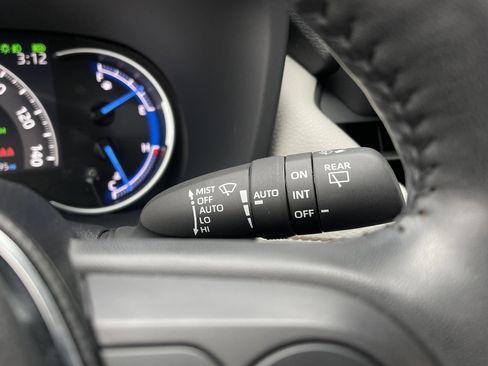 Used 2024 Toyota RAV4 XLE Premium image 22