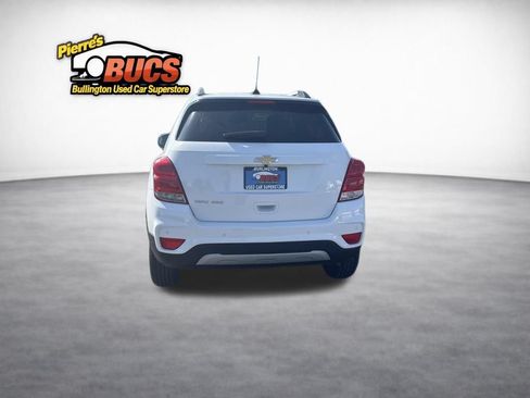 Used 2022 Chevrolet Trax LT w/ Driver Confidence Package AWD/4WD image 4