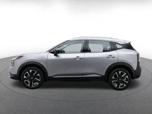 Used 2026 Nissan Kicks SV w/ Cold Weather Package AWD/4WD image 4