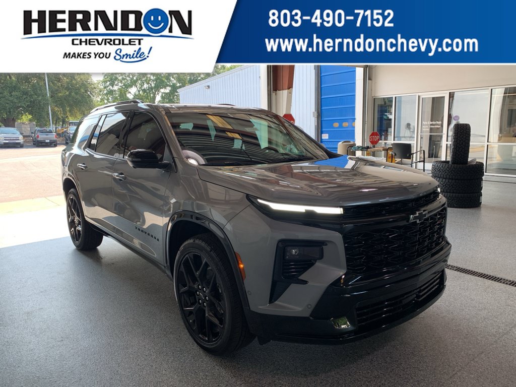 New 2026 Chevrolet Traverse RS w/ LPO, Floor Liner Package FWD image 1
