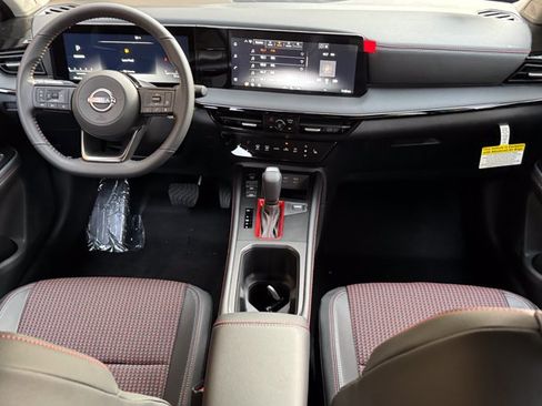 New 2026 Nissan Kicks SR w/ Cold Weather Package AWD/4WD image 19