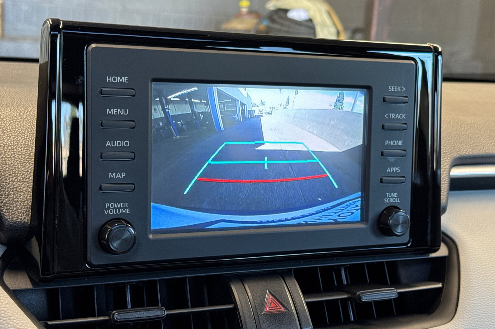 Certified 2019 Toyota RAV4 XLE w/ Carpet Mat Package FWD image 26