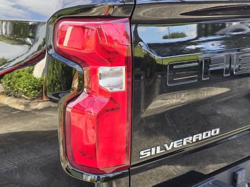 Used 2024 Chevrolet Silverado 1500 High Country image 8