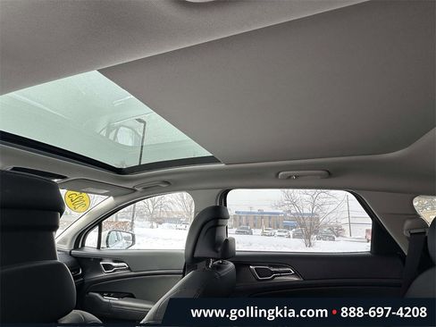 Certified 2025 Kia Sportage EX w/ EX Premium Package image 13