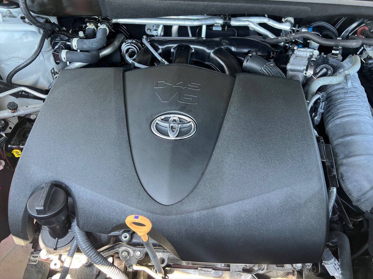 Used 2022 Toyota Highlander XLE AWD/4WD image 22
