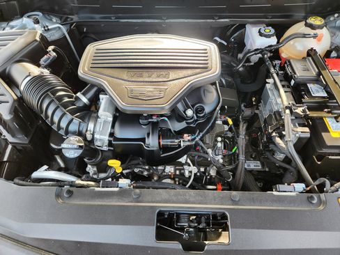 Certified 2023 Cadillac XT6 Premium Luxury w/ Technology Package image 26