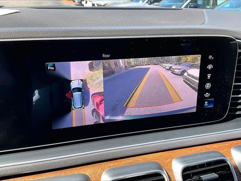 Used 2020 Mercedes-Benz GLE 350 4MATIC w/ Premium Package image 27