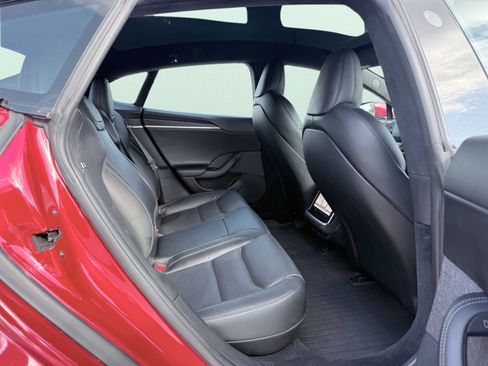 Used 2022 Tesla Model S image 41