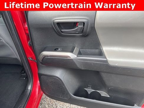 Used 2023 Toyota Tacoma SR5 image 17