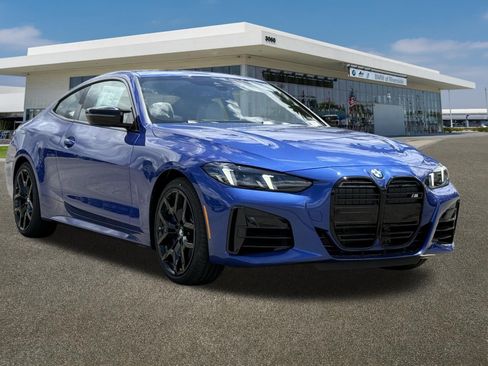 New 2026 BMW 440i xDrive Coupe w/ Premium Package AWD/4WD image 2