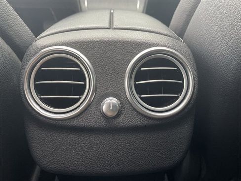 Used 2019 Mercedes-Benz C 300 Sedan image 21