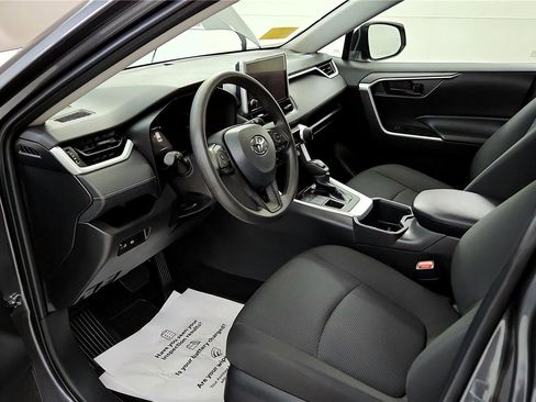 Used 2024 Toyota RAV4 LE image 15