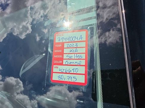 Used 2023 Kia Seltos S FWD image 8