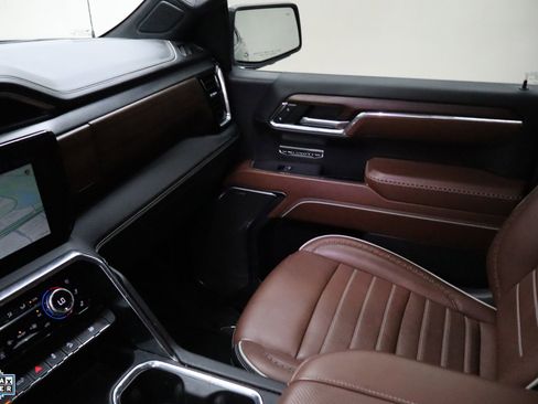 Used 2024 GMC Sierra 1500 Denali Ultimate image 22