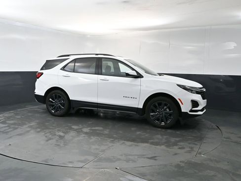Used 2023 Chevrolet Equinox RS AWD/4WD image 7