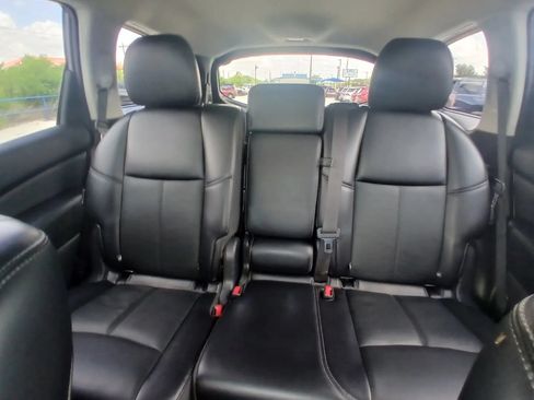 Used 2020 Nissan Pathfinder SL FWD image 27