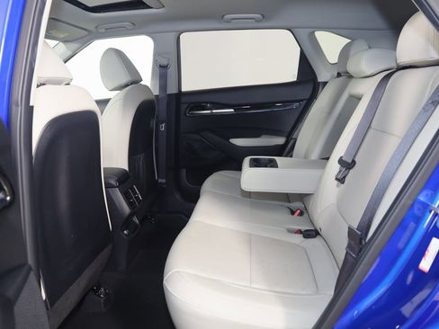 Used 2023 Kia Seltos EX image 48