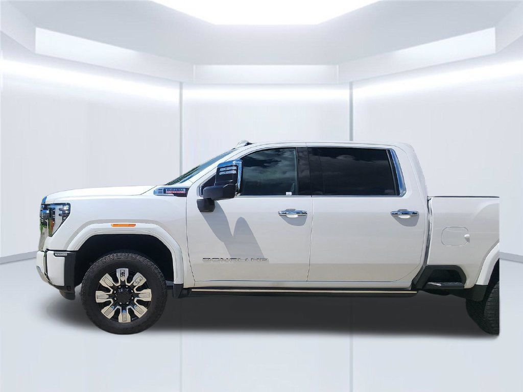 Used 2025 GMC Sierra 3500 Denali w/ Denali Reserve Package AWD/4WD image 23