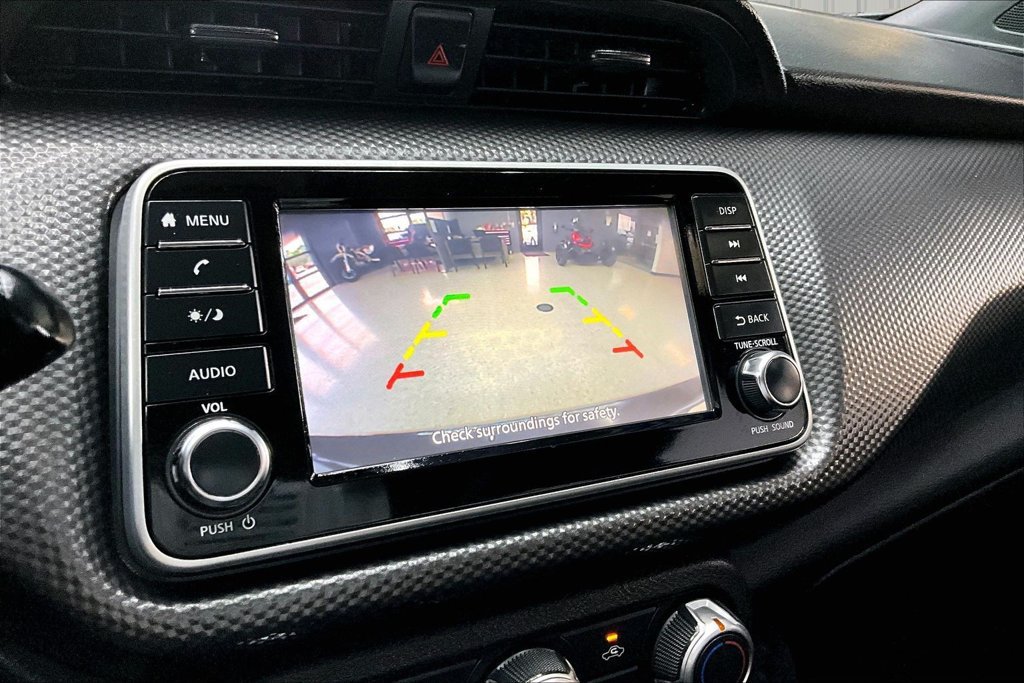 Used 2019 Nissan Kicks S FWD image 13