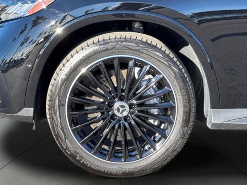 Certified 2024 Mercedes-Benz GLC 300 4MATIC image 5