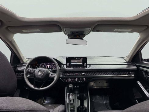 Used 2023 Honda Accord EX image 23