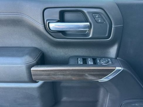 Used 2020 Chevrolet Silverado 1500 LT RWD image 12