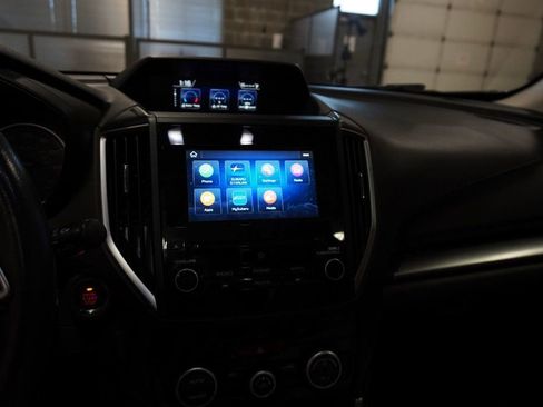 Used 2019 Subaru Forester Premium AWD/4WD image 11