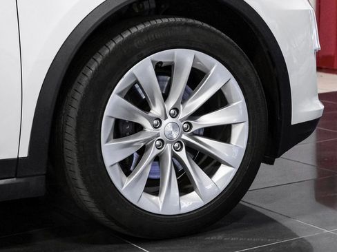 Used 2020 Tesla Model X Long Range image 67