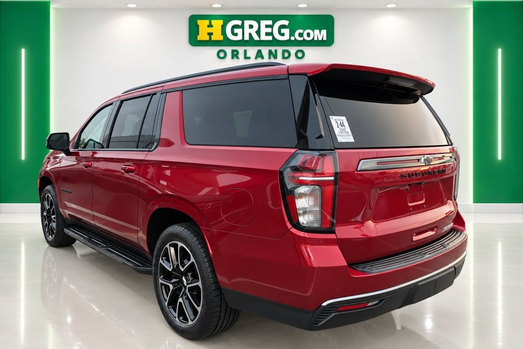 Used 2022 Chevrolet Suburban RST w/ Luxury Package RWD image 2