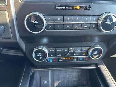 Used 2020 Ford Expedition Max Limited RWD image 26
