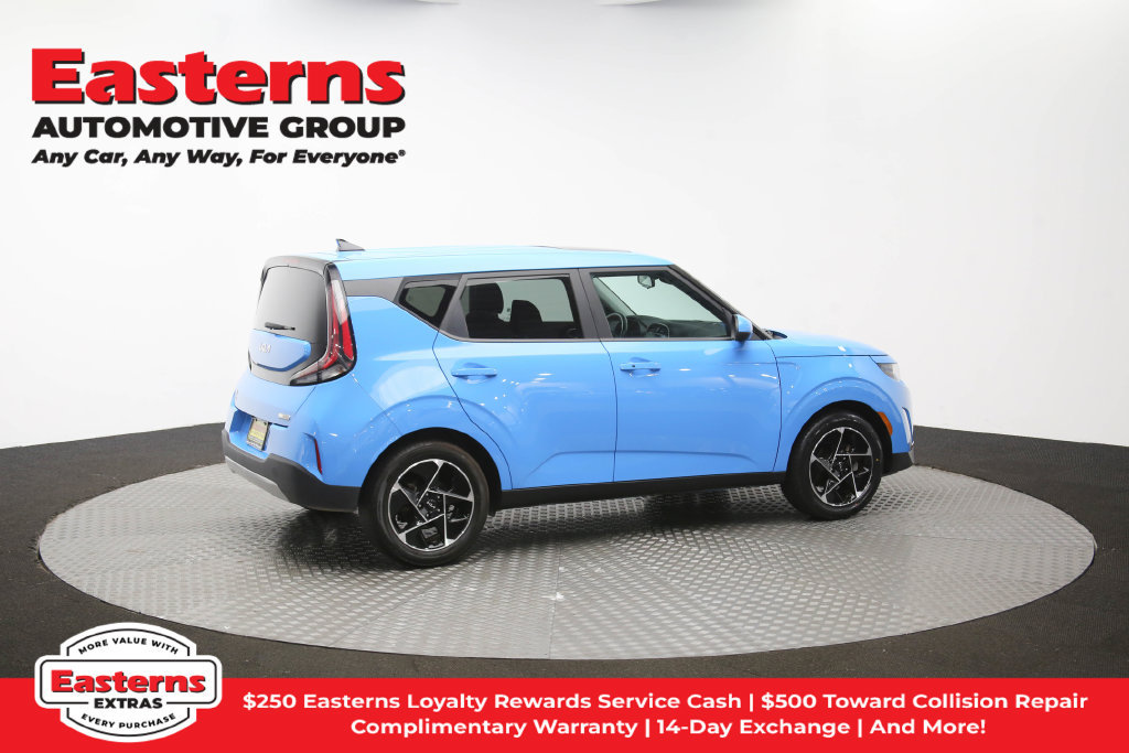 Used 2023 Kia Soul EX FWD image 47