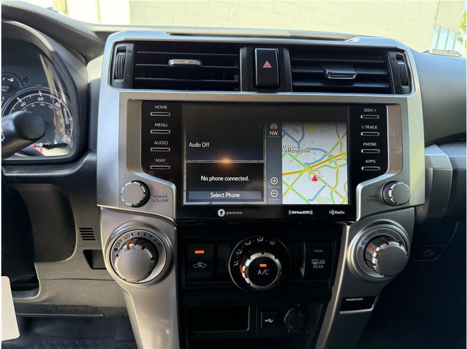 Used 2021 Toyota 4Runner SR5 AWD/4WD image 23
