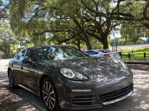 Used 2016 Porsche Panamera 4 Edition AWD/4WD image 3