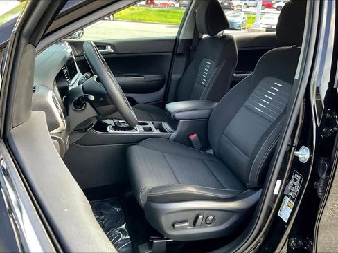 Used 2022 Kia Sportage LX w/ LX AWD Value Edition Package image 14