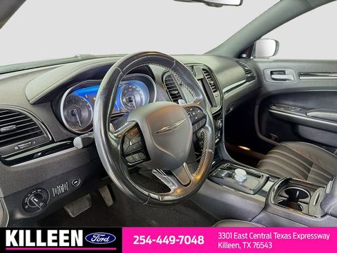 Used 2021 Chrysler 300 S RWD image 10