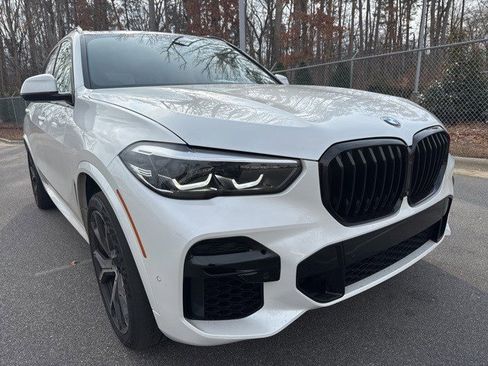 Certified 2023 BMW X5 sDrive40i w/ M Sport Package image 3