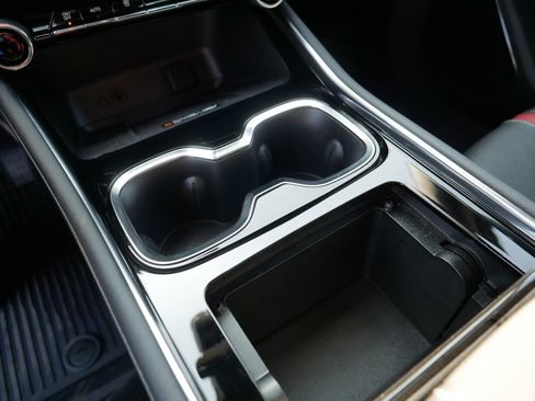 Certified 2026 Chevrolet Traverse RS image 32