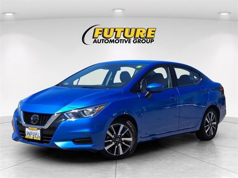 Used 2021 Nissan Versa SV image 6