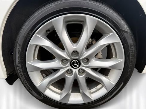 Used 2016 MAZDA MAZDA3 s Grand Touring w/ Technology Package image 10