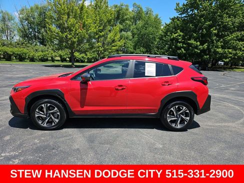 Used 2025 Subaru Crosstrek 2.5i Premium AWD/4WD image 1