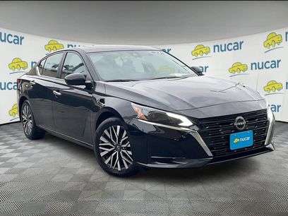 Certified 2023 Nissan Altima 2.5 SV w/ SV Premium Package