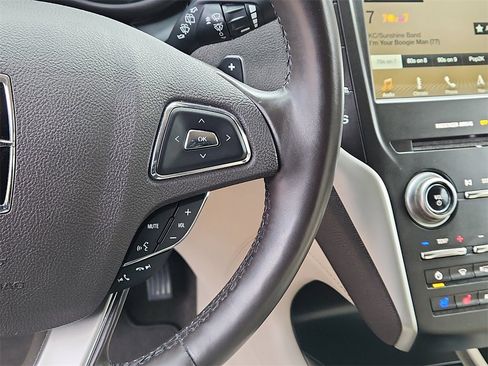 Used 2019 Lincoln MKC Reserve w/ MKC Climate Package image 15