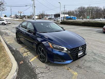 Used 2023 Nissan Altima 2.5 SR
