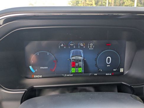 New 2026 Ford F250 Lariat w/ Black Appearance Package image 32